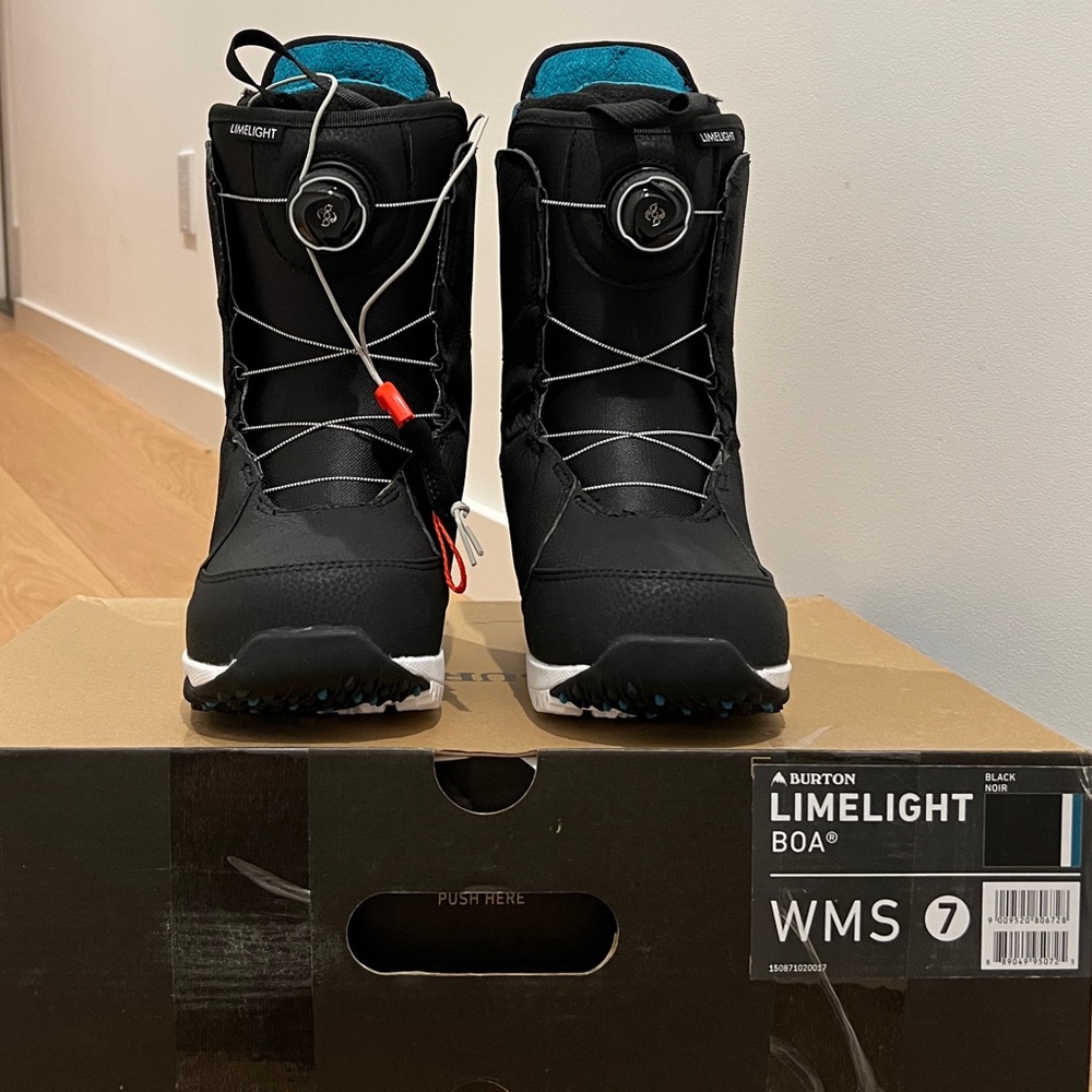Burton Women’s Limelight Snowboard Boots - NEW IN BOX WITH TAGS